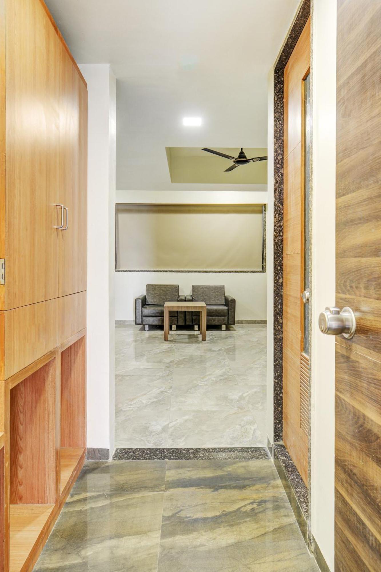 Tharad Hotel Desert Inn מראה חיצוני תמונה